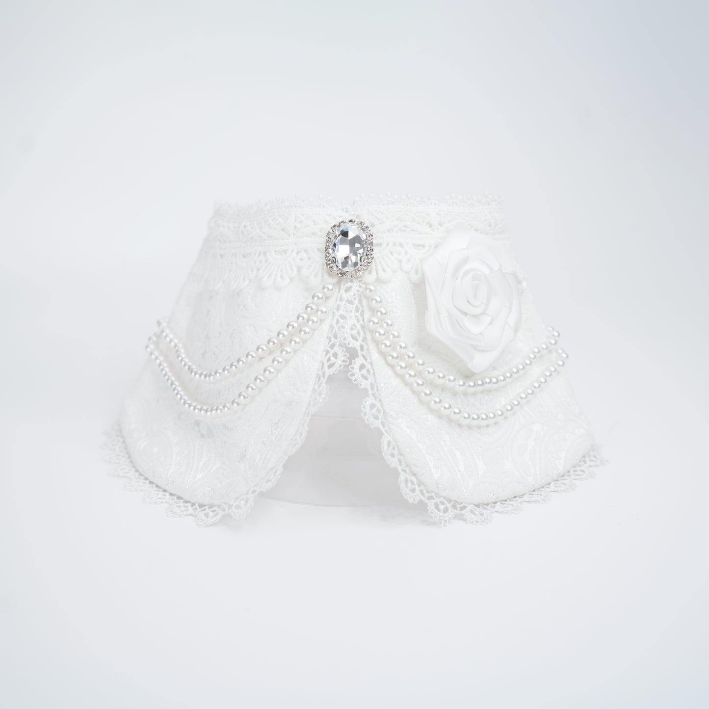 Augusta | Victorian Collection Pet Bib
