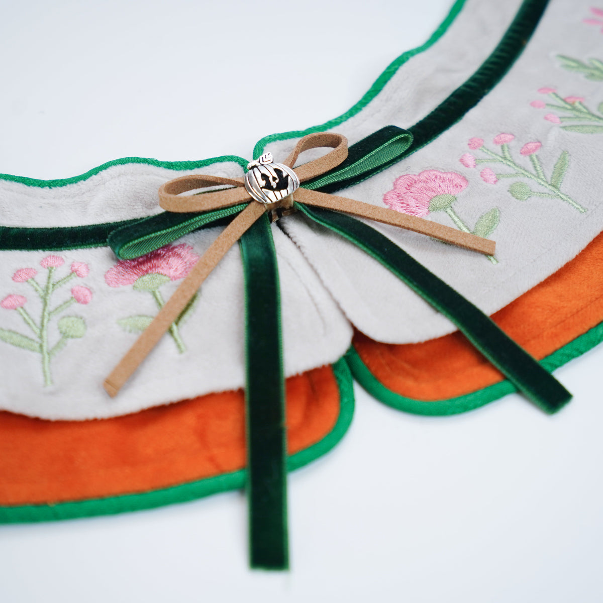 Witch's Alchemist Lab | Pet Neckwear